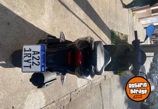 Motos - Aprilia Sr 160 2024 Nafta 2500Km - En Venta