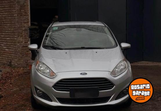 Autos - Ford fiesta 1.6 titanium 2015 Nafta 79000Km - En Venta