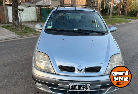 Autos - Renault Scenic privilege 2006 Nafta 111111Km - En Venta