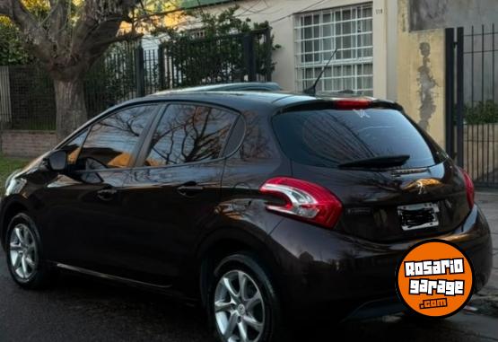 Autos - Peugeot 1.5 allure touchscreen 2013 Nafta 159000Km - En Venta