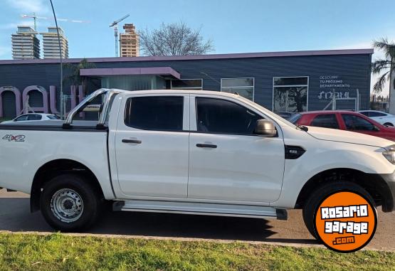 Camionetas - Ford Ranger XL Safety 2026 Diesel 118000Km - En Venta