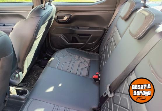 Utilitarios - Fiat Strada, volcano 2025 Nafta 40000Km - En Venta