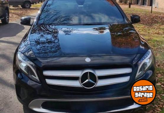 Autos - Mercedes Benz Gla 200 at 2015 2015 Nafta 84000Km - En Venta
