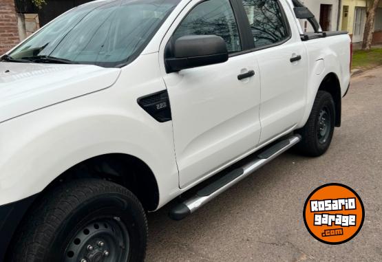 Camionetas - Ford Ranger 2015 Diesel 94000Km - En Venta