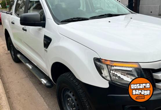 Camionetas - Ford Ranger 2015 Diesel 94000Km - En Venta