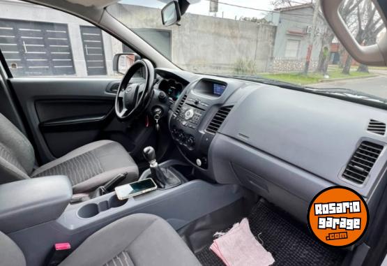 Camionetas - Ford Ranger 2015 Diesel 94000Km - En Venta