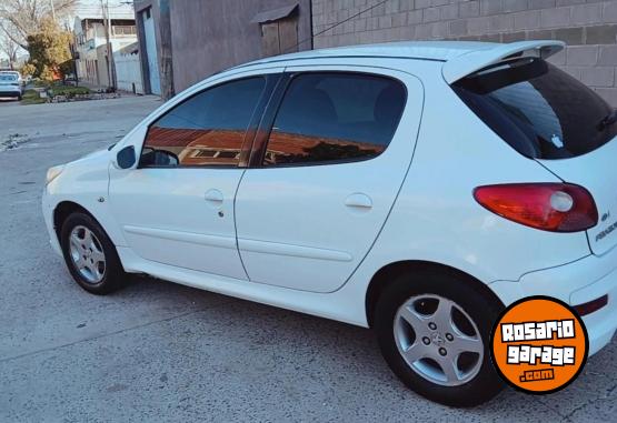 Autos - Peugeot 207 2010 Nafta 111111Km - En Venta