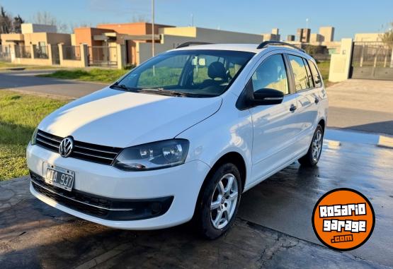 Autos - Volkswagen Suran 2013 Nafta 181000Km - En Venta