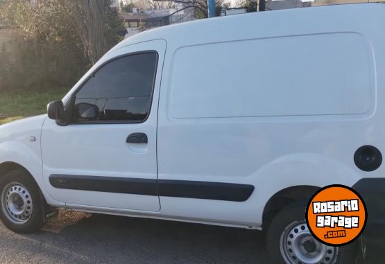Utilitarios - Renault Kangoo 1.6 ph3 1pcl 2015 Nafta 40000Km - En Venta
