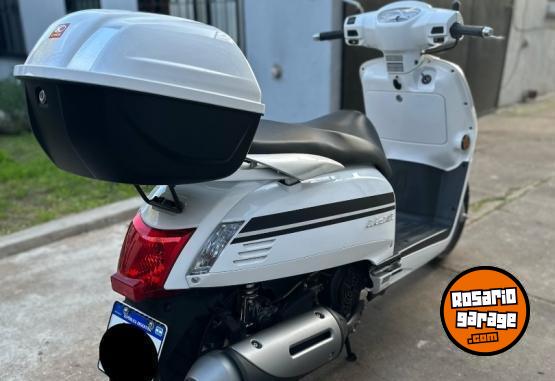 Motos - Kymco Like 125 2025 Nafta 1600Km - En Venta