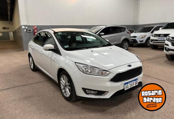Autos - Ford Focus SE 2.0 2017 Nafta 58000Km - En Venta