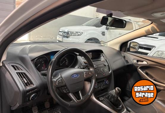 Autos - Ford Focus SE 2.0 2017 Nafta 58000Km - En Venta