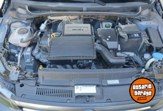 Autos - Volkswagen Virtus MSI 2019 Nafta 60000Km - En Venta