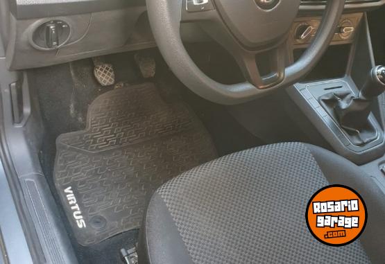 Autos - Volkswagen Virtus MSI 2019 Nafta 60000Km - En Venta