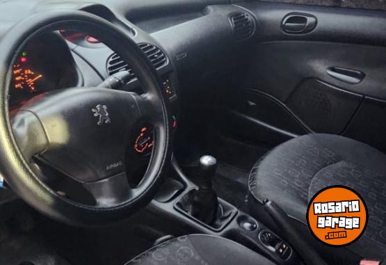 Autos - Peugeot 206 xr premium 2006 Nafta 153000Km - En Venta