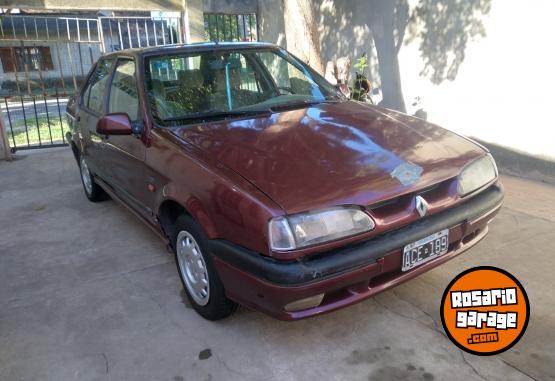Autos - Renault 19 1995 GNC 307000Km - En Venta