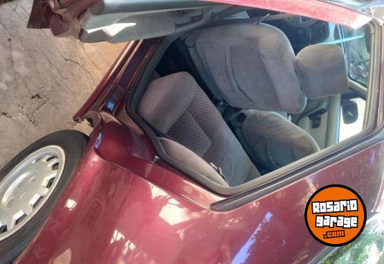 Autos - Renault 19 1995 GNC 307000Km - En Venta