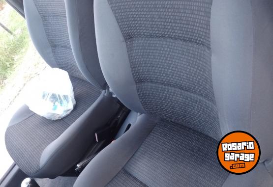 Utilitarios - Citroen Berlingo 2015 Diesel 170000Km - En Venta