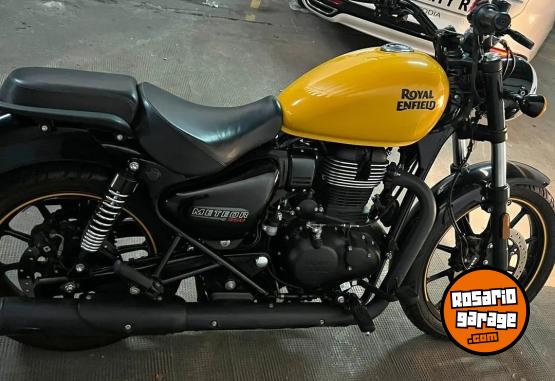 Motos - Royal Enfield 2023 / Meteor 2023 Nafta 9000Km - En Venta