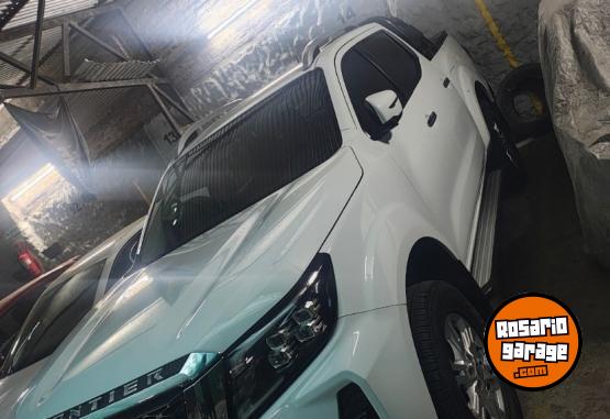 Camionetas - Nissan Frontier 2023 Diesel 32000Km - En Venta