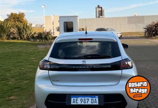 Autos - Peugeot 208 active 2021 Nafta 64000Km - En Venta