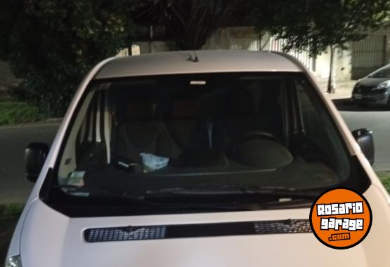 Utilitarios - Peugeot Expert 2015 Diesel 105000Km - En Venta