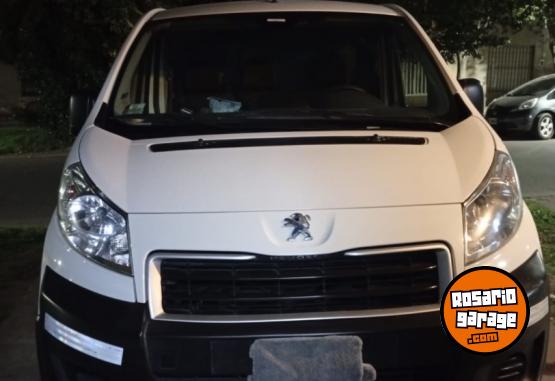 Utilitarios - Peugeot Expert 2015 Diesel 105000Km - En Venta