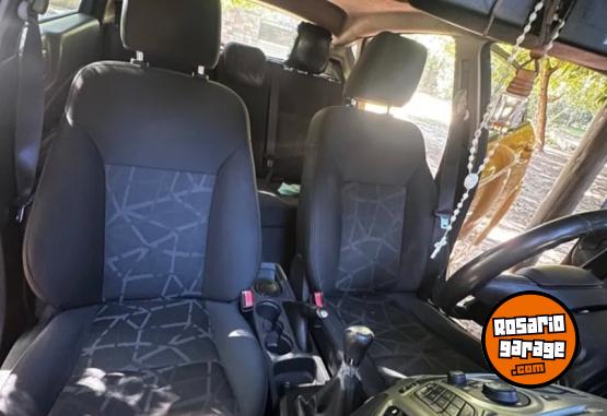 Autos - Ford Fiesta Titanium 2011 GNC 159000Km - En Venta