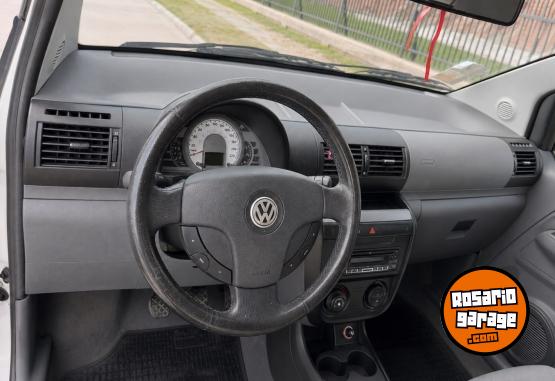 Autos - Volkswagen Suran 1.6 Highline 2009 Nafta 216000Km - En Venta