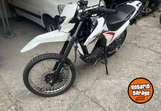 Motos - Honda XR190L 2025 Nafta 1650Km - En Venta