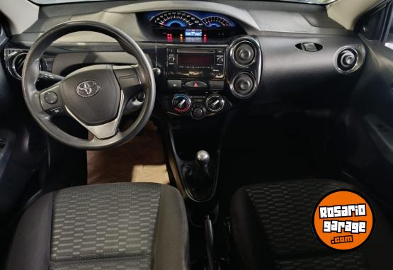 Autos - Toyota ETIOS XS MT 1,5 4P 2016 Nafta 134524Km - En Venta