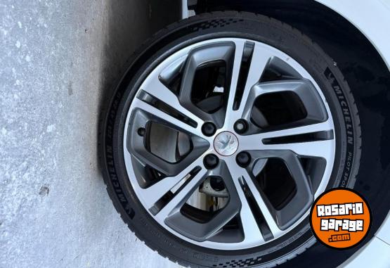 Autos - Peugeot 208 GT 2019 Nafta 45000Km - En Venta