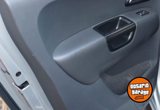 Camionetas - Volkswagen Amarok highline 2015 Diesel 165000Km - En Venta
