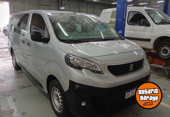 Utilitarios - Peugeot Expert 2022 Diesel 40000Km - En Venta