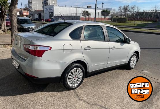 Autos - Fiat Gran siena 2015 GNC 164000Km - En Venta