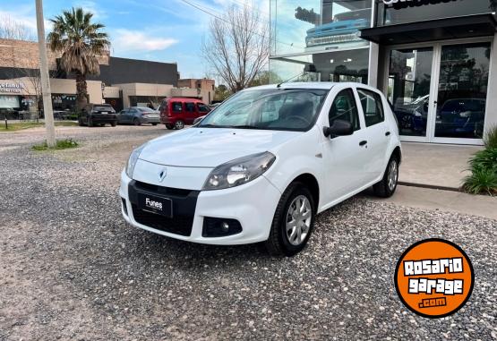 Autos - Renault Sandero authentique 1.6 2015 Nafta 87000Km - En Venta