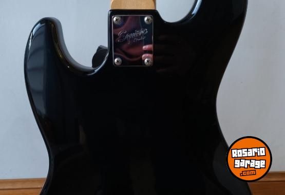 Instrumentos Musicales - Bajo Squier Jazz Bass Affinity - En Venta