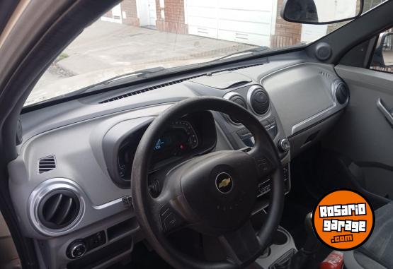 Autos - Chevrolet Agile 2012 Nafta 121000Km - En Venta