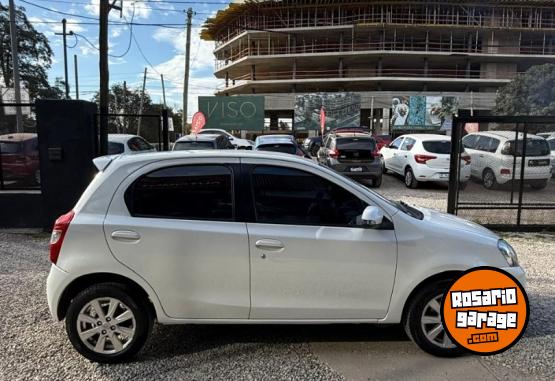 Autos - Toyota ETIOS 1.5 XLS 2016 Nafta - En Venta