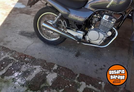 Motos - Gilera shadou 2012 Nafta 111111Km - En Venta