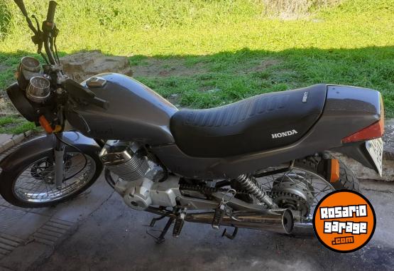 Motos - Gilera shadou 2012 Nafta 111111Km - En Venta