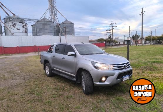 Camionetas - Toyota Hilux 2016 Diesel 170000Km - En Venta