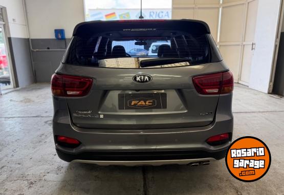 Camionetas - Kia Sorento 2.2 CRDI GT Line 2018 Diesel 176000Km - En Venta