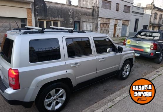 Camionetas - Jeep Patriot 2012 Nafta 142000Km - En Venta