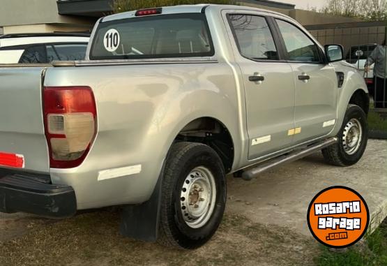 Camionetas - Ford RANGER 2 2015 Diesel 198000Km - En Venta