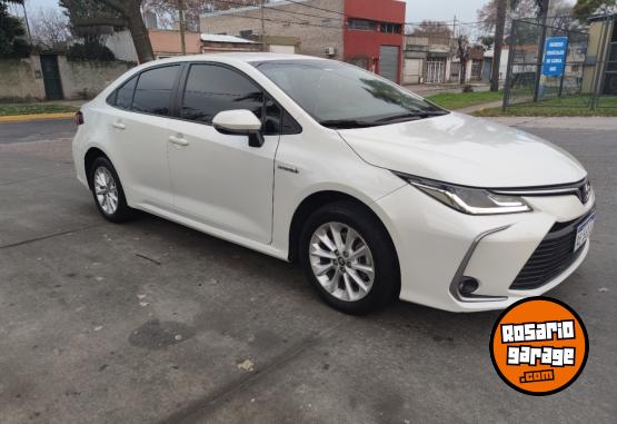 Autos - Toyota Corolla Hibrido 2020 Electrico / Hibrido 160000Km - En Venta