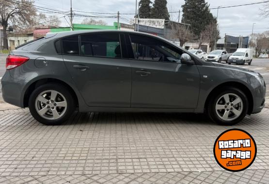 Autos - Chevrolet CRUZE LT 1.8N MT 2012 Nafta 165000Km - En Venta