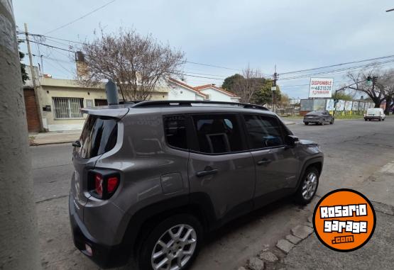 Camionetas - Jeep Renegade autom�tica sport 2022 Nafta 99000Km - En Venta