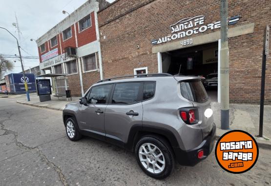 Camionetas - Jeep Renegade automática sport 2022 Nafta 99000Km - En Venta