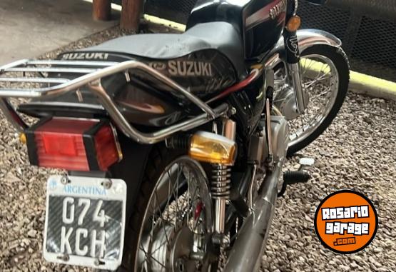 Motos - Suzuki Ax100 2013 Nafta 38200Km - En Venta